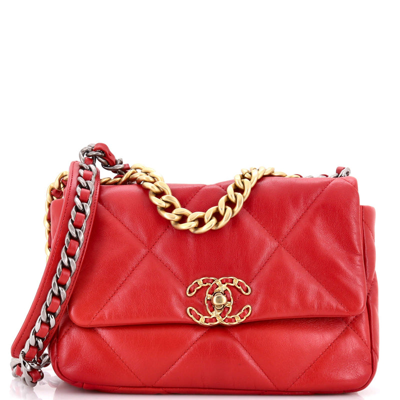 19 Flap Bag Quilted Leather Medium