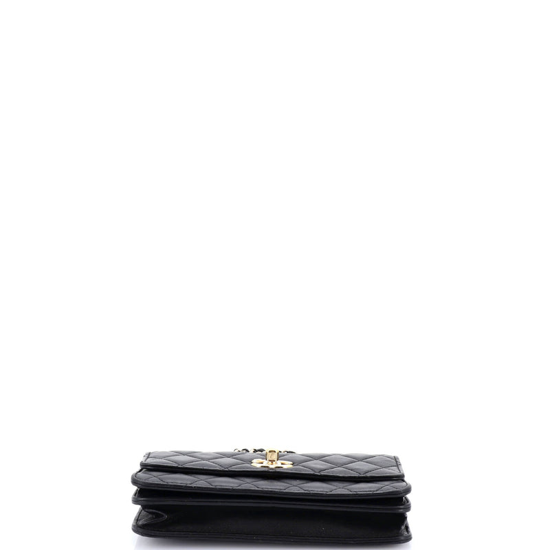 Trendy Cc Top Handle Wallet On Chain
