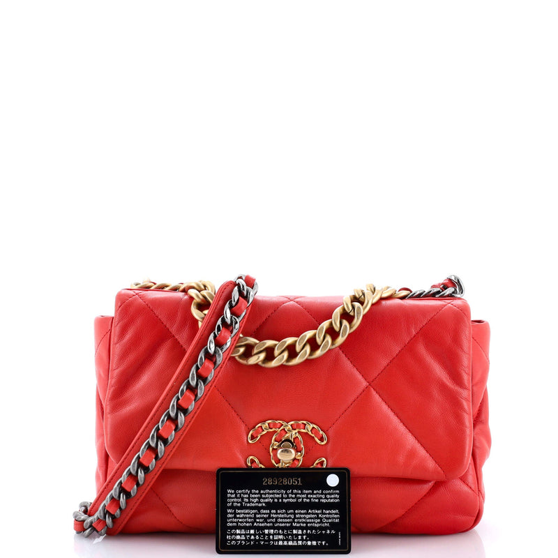 19 Flap Bag Quilted Leather Medium