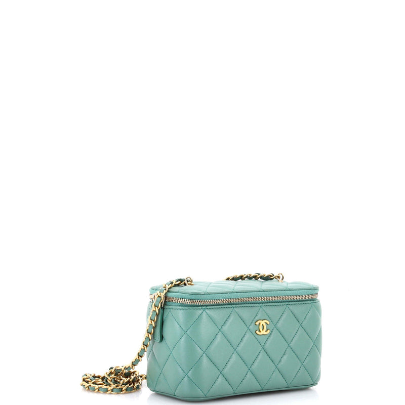 Pearl Crush Vanity Case With Chain