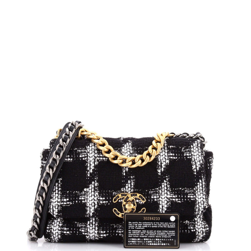 19 Flap Bag Quilted Houndstooth Tweed
