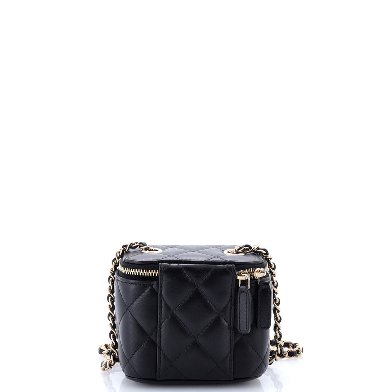 Lock Frame Vanity Case With Chain