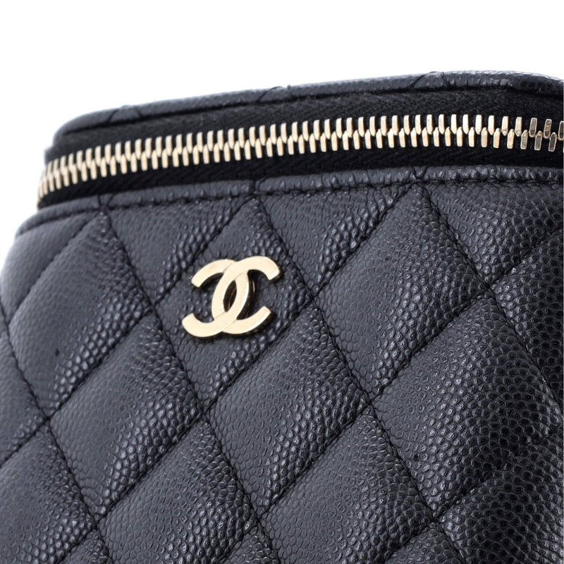 Vertical Classic Vanity Case With Chain