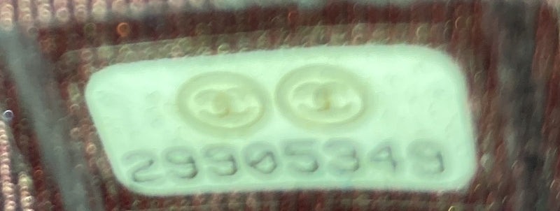 Vertical Classic Vanity Case With Chain