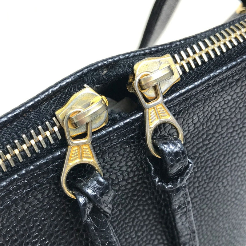 Vintage Timeless Zip Tote Caviar Medium