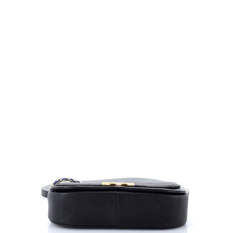 Thread Around Flap Bag Quilted Caviar