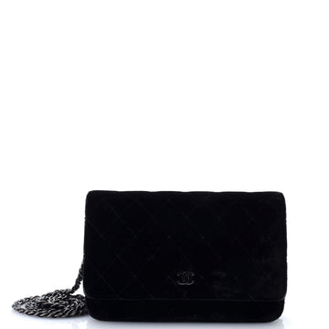 Wallet On Chain Quilted Velvet
