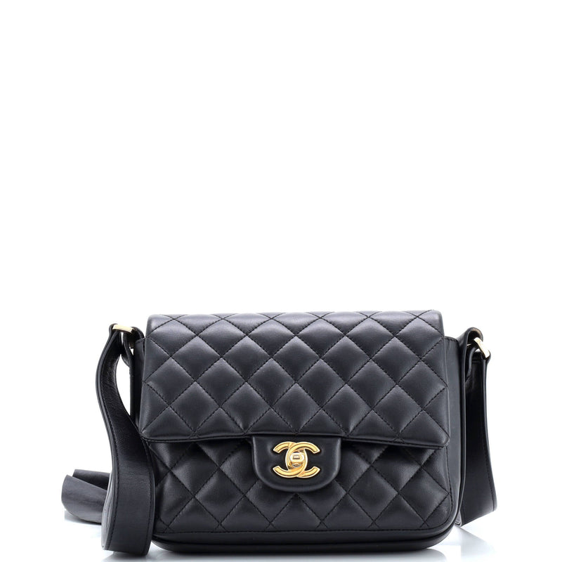 Bolero De Chanel Flap Bag Quilted
