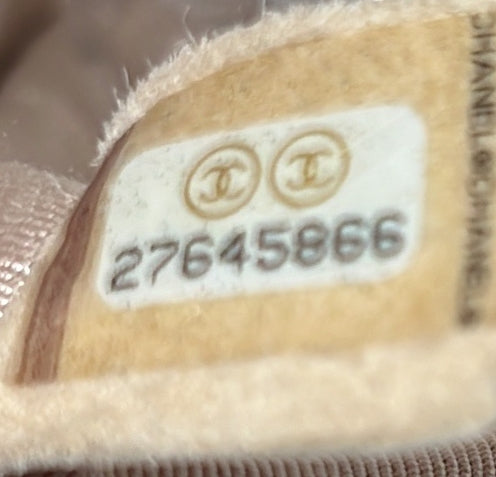 Boy Flap Bag Quilted Caviar Old Medium