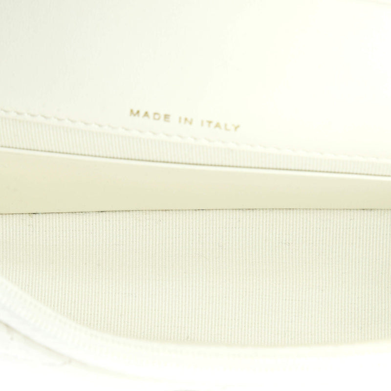 Tiny Cc Link Flap Phone Holder With