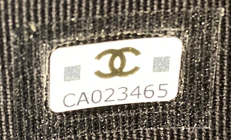 Logo Plate Oval Clutch With Chain Metal