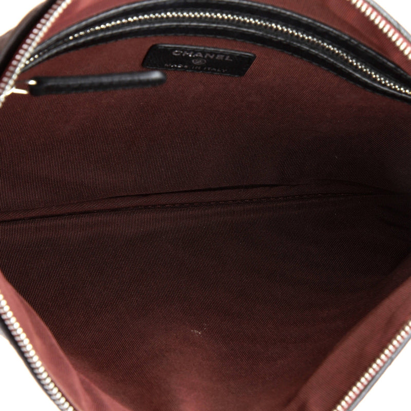 O Case Clutch Chevron Caviar Medium