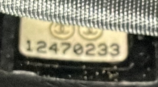 Vintage Timeless Wallet On Chain Caviar