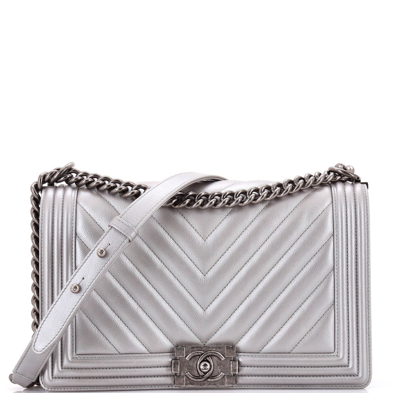 Boy Flap Bag Chevron Caviar New Medium