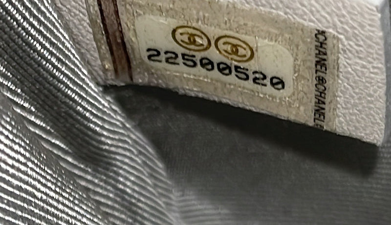 Boy Flap Bag Chevron Caviar New Medium