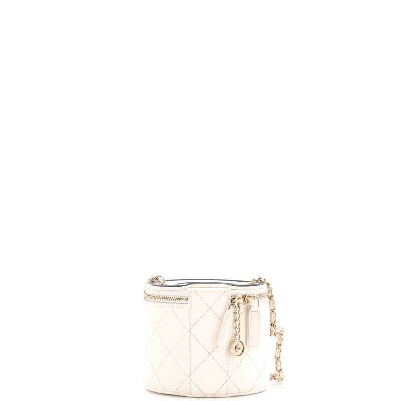 Cc Round Vanity Case With Chain Quilted