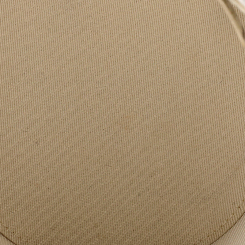 Cc Round Vanity Case With Chain Quilted