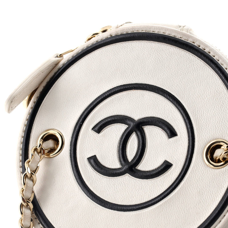 Cc Round Vanity Case With Chain Quilted