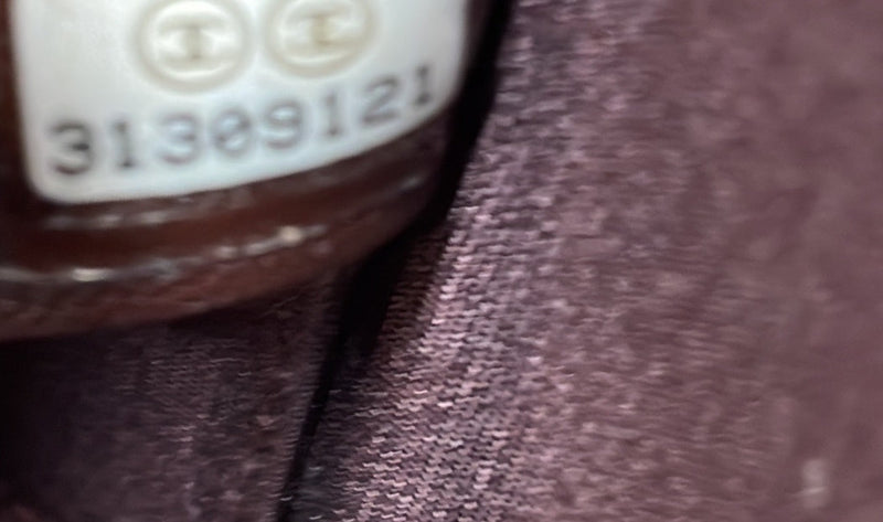 Cc Round Vanity Case With Chain Quilted