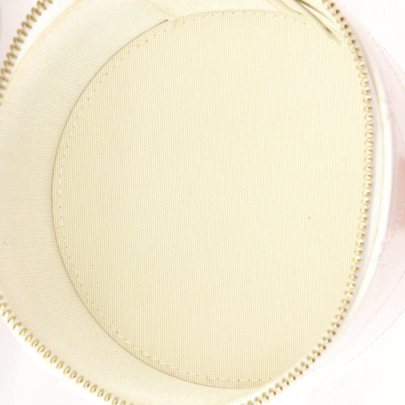 Cc Round Vanity Case With Chain Quilted