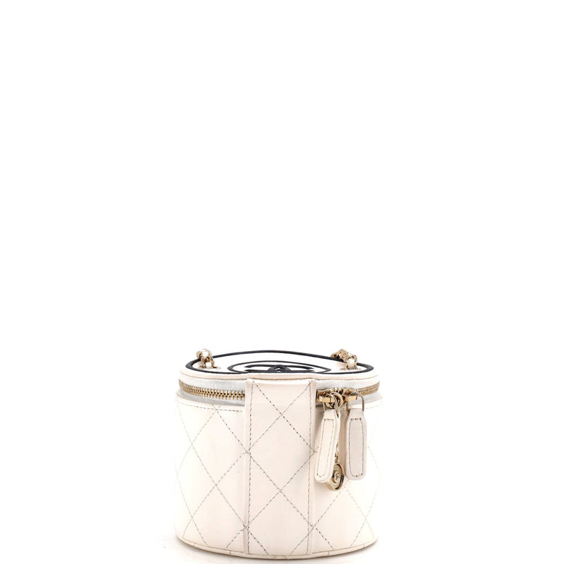 Cc Round Vanity Case With Chain Quilted