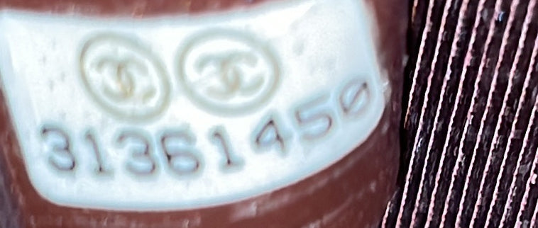 Cc Round Vanity Case With Chain Quilted