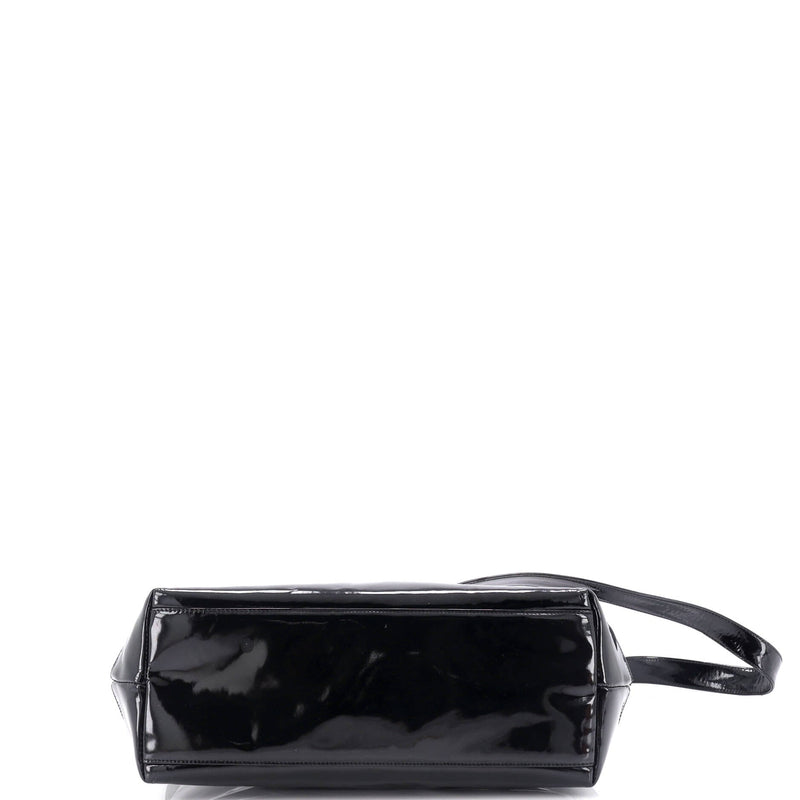 Vintage Timeless Chain Shoulder Bag