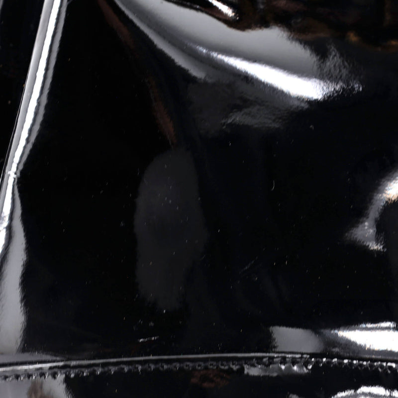 Vintage Timeless Chain Shoulder Bag