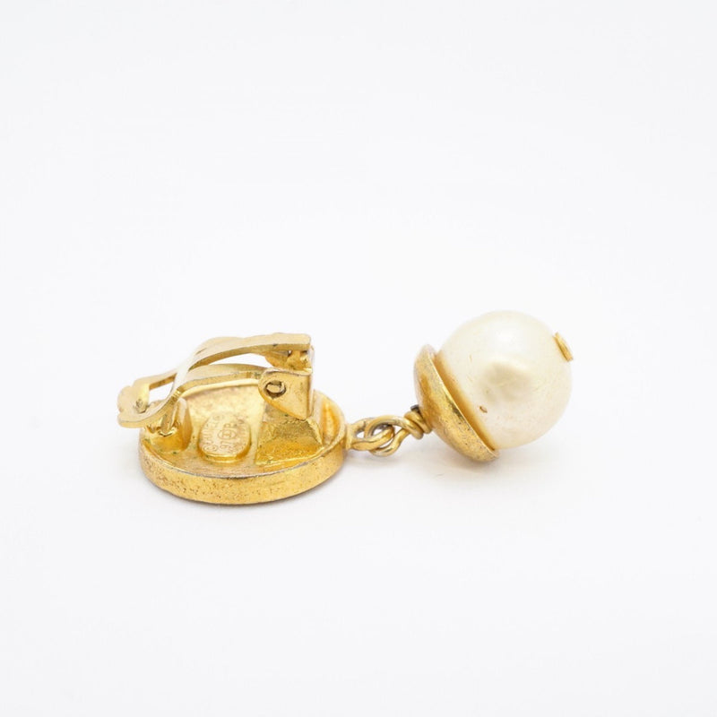 Cc Logo Circle Clip-On Earrings Metal