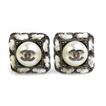 Cc Logo Clip-On Earrings Metal