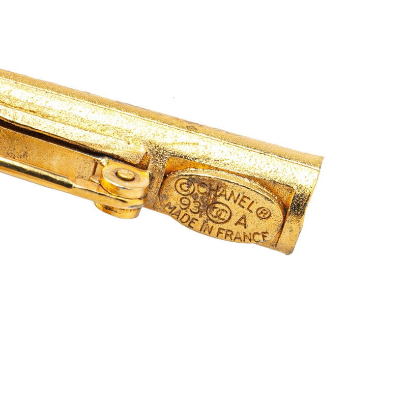 Heart Arrow Brooch Metal