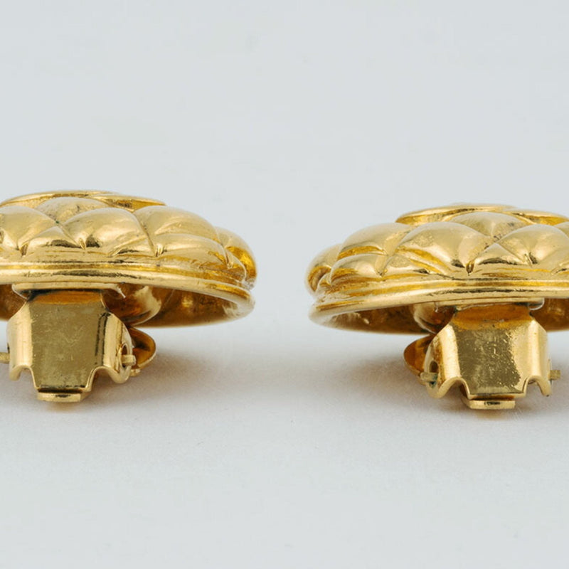 Matelasse Round Clip-On Earrings Metal
