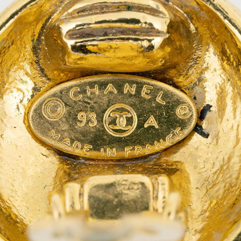 Matelasse Round Clip-On Earrings Metal