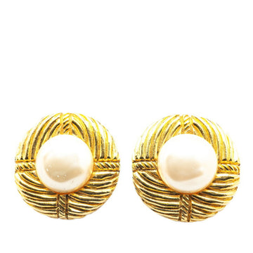 Clip-On Earrings Pearl
