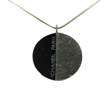 Pendant Necklace Black And Silver Metal