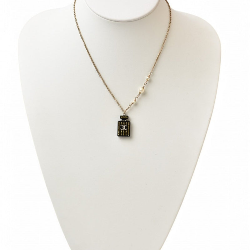 Cc Logo Pendant Necklace Metal