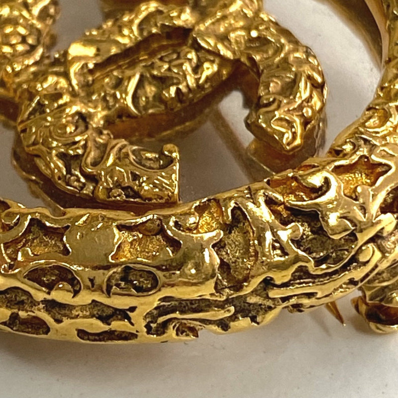 Cc Logo Circle Brooch Gold-Tone Metal