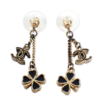 Chanel Cc Logo Clover Earrings Metal