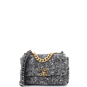 19 Flap Bag Quilted Tweed Medium