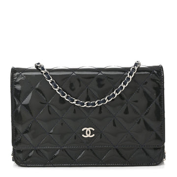 Patent Quilted Wallet On Chain Woc Navy