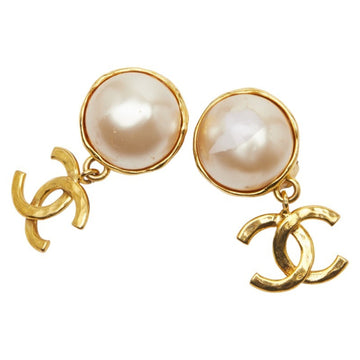 Cc Logo Clip-On Earrings Metal Gold-Tone
