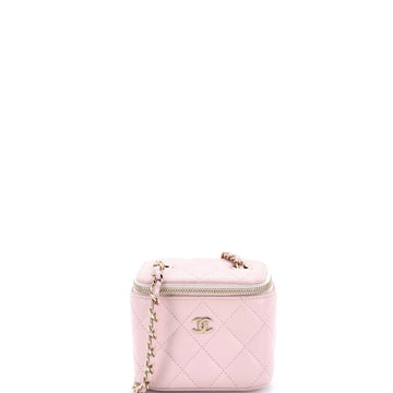 Classic Vanity Case With Chain Quilted