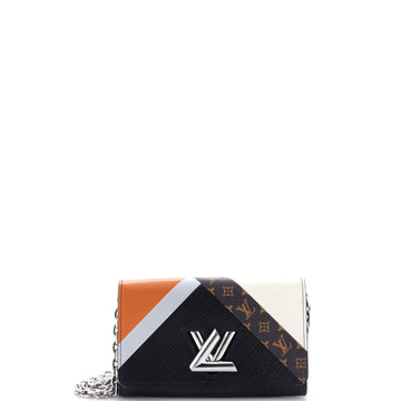 Twist Chain Wallet Limited Edition