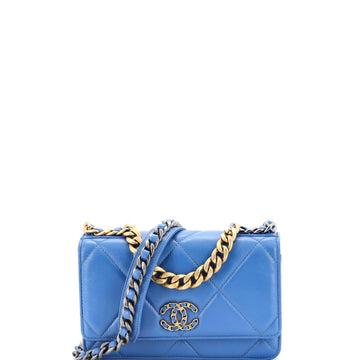 19 Wallet On Chain Quilted Lambskin