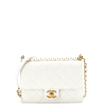 Chic Pearls Flap Bag Quilted Lambskin