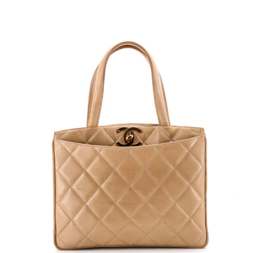 Vintage Cc Lock Pocket Tote Quilted