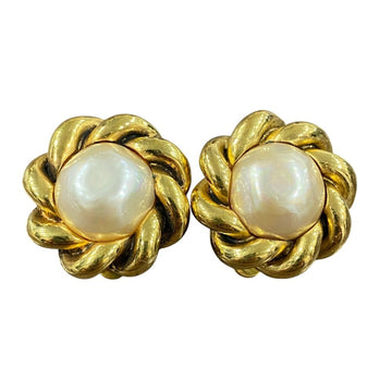 Chanel Vintage Clip-On Earrings Pearl
