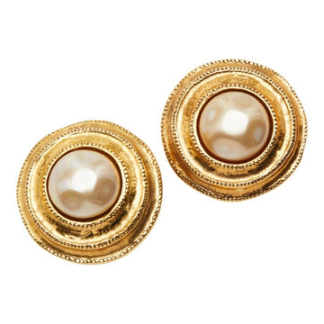 Vintage Clip-On Earrings Pearl