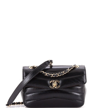 Chanel Miroir Flap Bag Chevron Shiny
