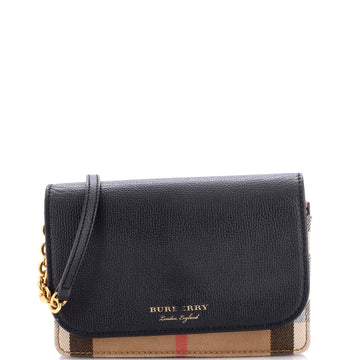 Burberry Hampshire Wallet On Chain